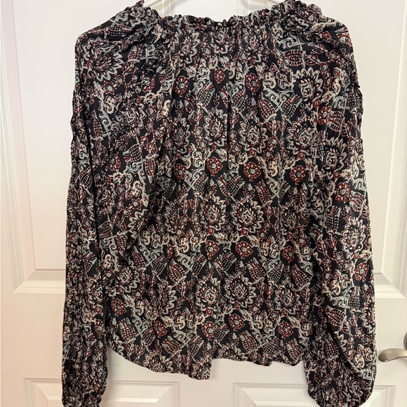 Evereve- Kylie Blouse - Picture 10 of 11